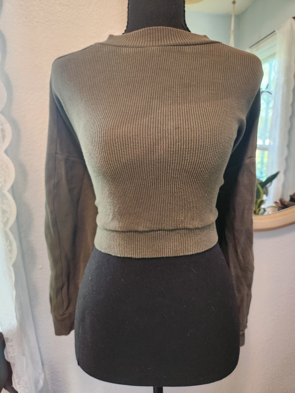Forever 21 Olive Green Ribbed Pullover Crop Top